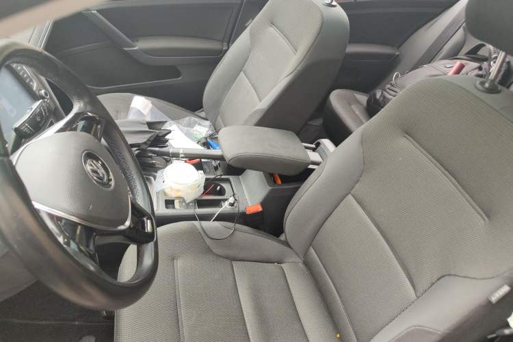 Used Volkswagen Golf 2015 1.4TSI Automatic Comfort Model Left Front Seat