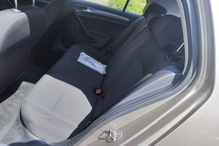 Used Volkswagen Golf 2015 1.6L Automatic Fashion Model Left Rear Seat