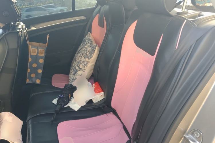 Used Volkswagen Golf 2015 1.6L Automatic Comfort Model Left Rear Seat