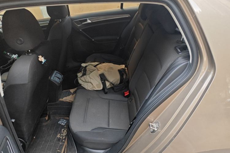 Used Volkswagen Golf 2015 1.6L Automatic Comfort Model Left Rear Seat