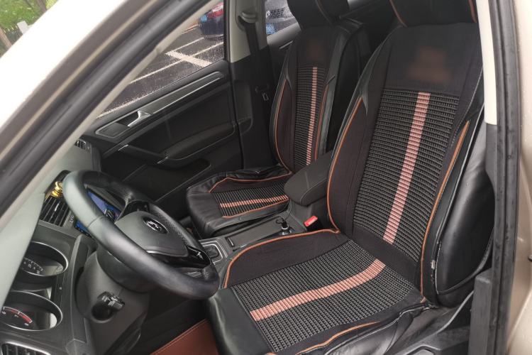 Used Volkswagen Golf 2015 1.6L Automatic Comfort Model Left Rear Seat