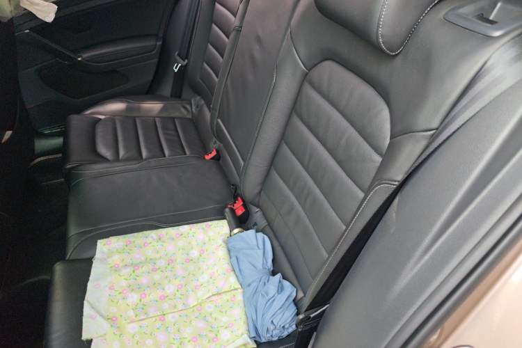 Used Volkswagen Golf 2015 1.4TSI Automatic Luxury Model Left Rear Seat