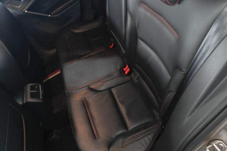 Used Volkswagen Golf 2015 1.4TSI Automatic Comfort Model Left Rear Seat