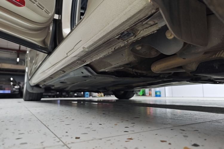 Used Volkswagen Golf 2015 1.6L Automatic Comfort Model Left Side Sill