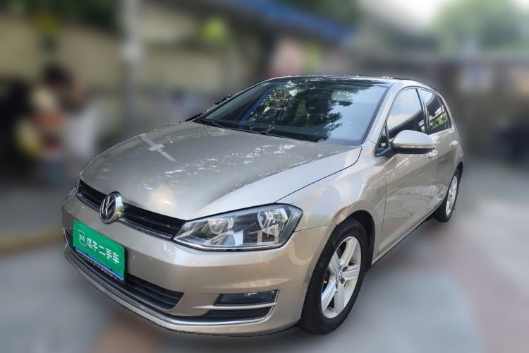 Volkswagen Golf 2015 1.4TSI Automatic Comfort Model с пробегом Guazi used car, China used car export, Used car for sale, Used cars, Cheapest cars for sale
