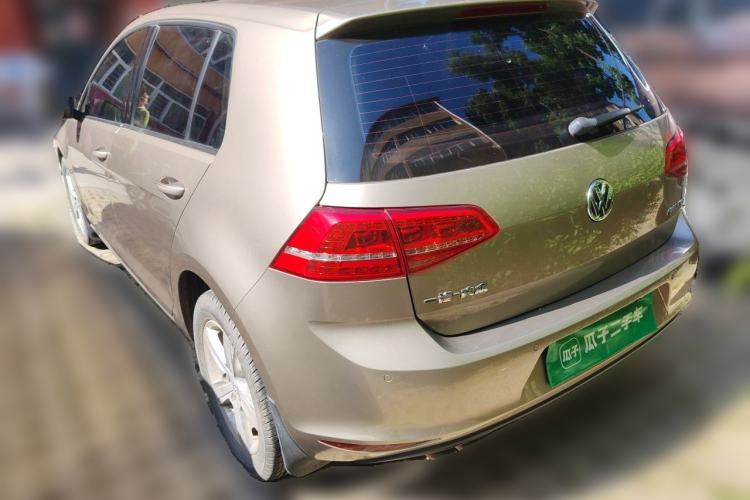 Used Volkswagen Golf 2015 1.4TSI Automatic Comfort Model Rear Left 45 Deg