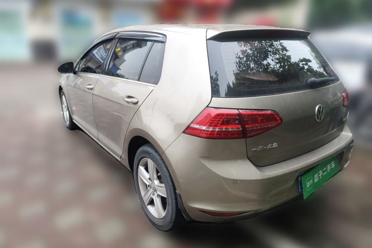 Used Volkswagen Golf 2015 1.6L Automatic Comfort Model Rear Left 45 Deg