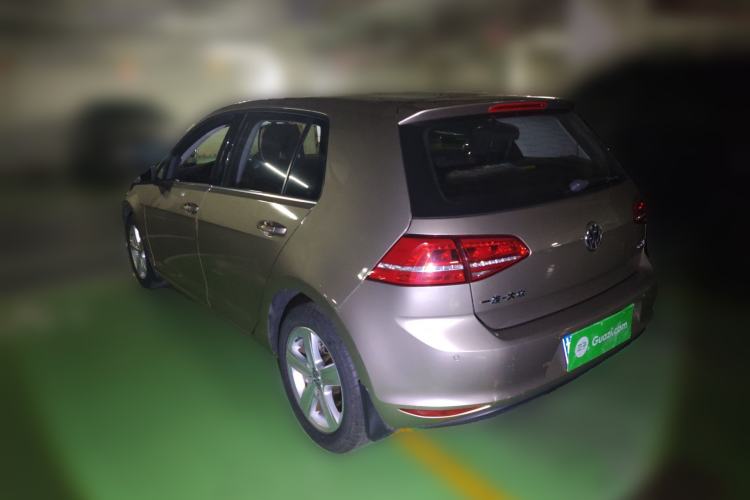 Used Volkswagen Golf 2015 1.6L Automatic Comfort Model Rear Left 45 Deg