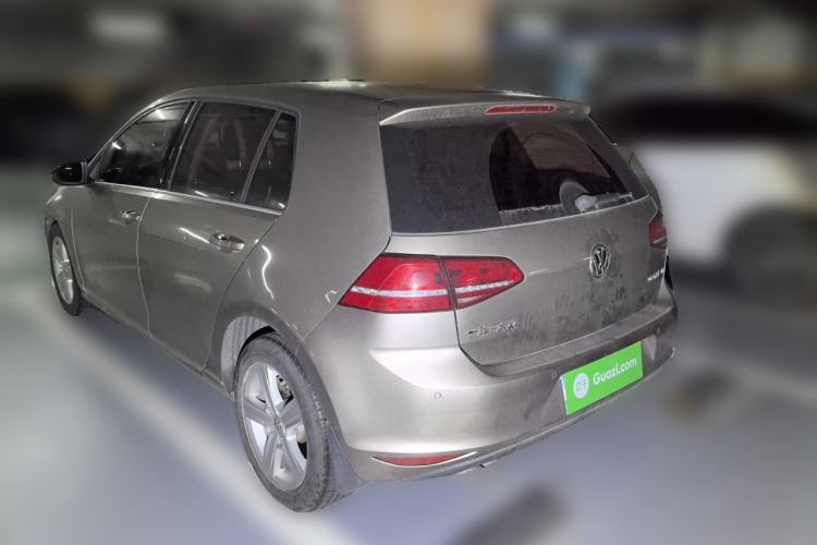 Used Volkswagen Golf 2015 1.4TSI Automatic Comfort Model Rear Left 45 Deg
