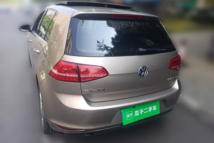 Used Volkswagen Golf 2015 1.4TSI Automatic Comfort Model Rear Left 45 Deg