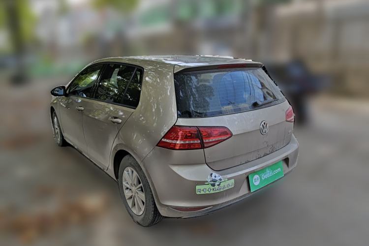 Used Volkswagen Golf 2015 1.6L Automatic Fashion Model Rear Left 45 Deg