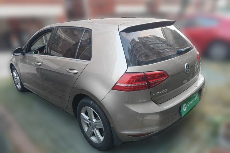 Used Volkswagen Golf 2015 1.4TSI Automatic Comfort Model Rear Left 45 Deg