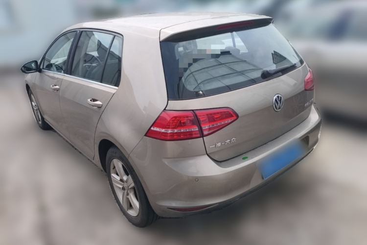 Used Volkswagen Golf 2015 1.4TSI Automatic Luxury Model Rear Left 45 Deg