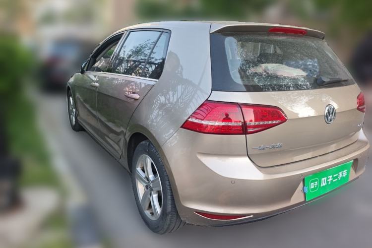 Used Volkswagen Golf 2015 1.6L Automatic Comfort Model Rear Left 45 Deg