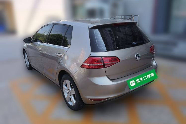 Used Volkswagen Golf 2015 1.6L Automatic Comfort Model Rear Left 45 Deg