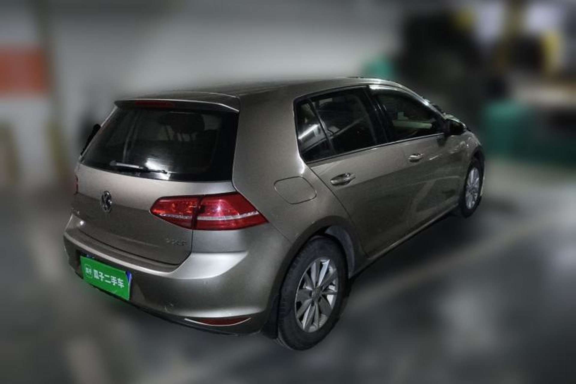 Used Volkswagen Golf 2015 1.6L Automatic Fashion Model Rear Right 45 Deg