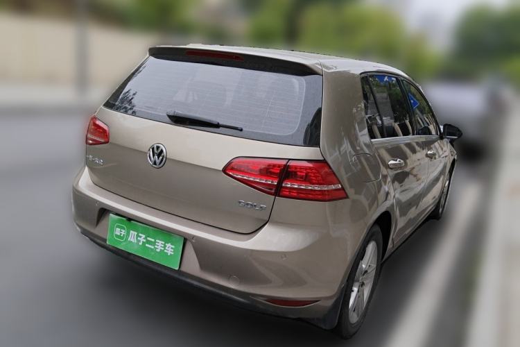 Used Volkswagen Golf 2015 1.6L Automatic Comfort Model Rear Right 45 Deg