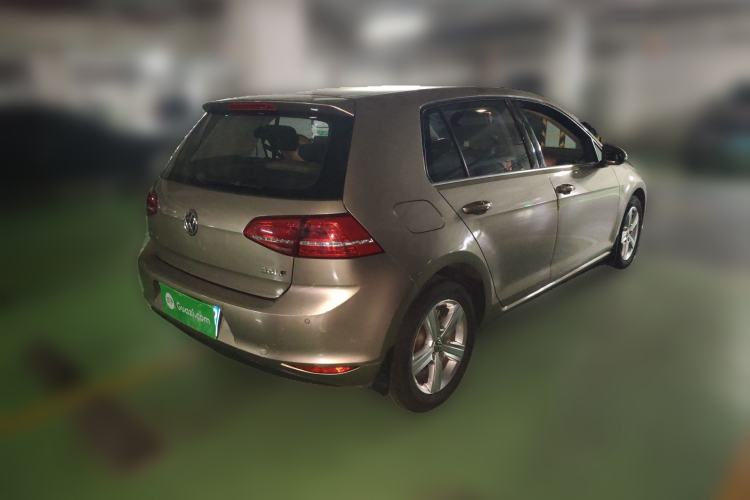 Used Volkswagen Golf 2015 1.6L Automatic Comfort Model Rear Right 45 Deg