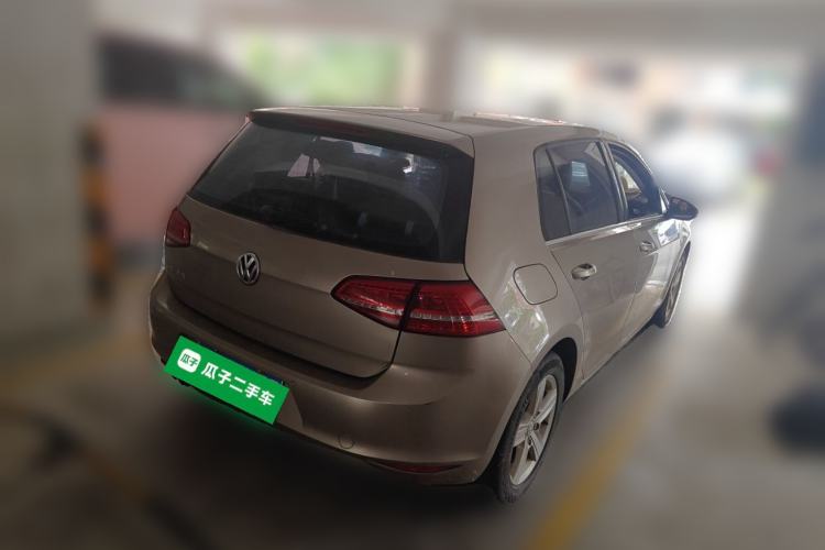 Used Volkswagen Golf 2015 1.4TSI Automatic Luxury Model Rear Right 45 Deg