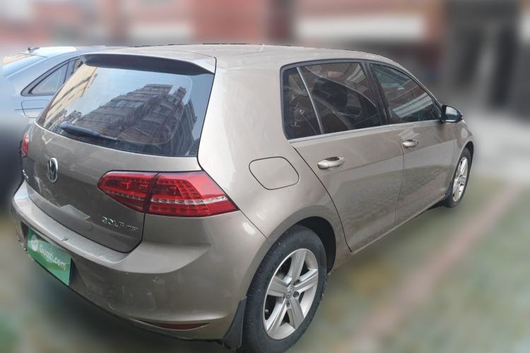 Used Volkswagen Golf 2015 1.4TSI Automatic Comfort Model Rear Right 45 Deg