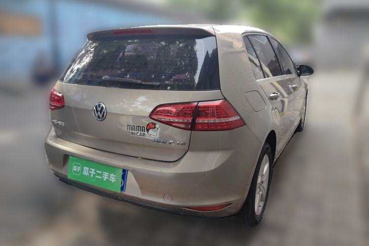 Used Volkswagen Golf 2015 1.4TSI Automatic Luxury Model Rear Right 45 Deg