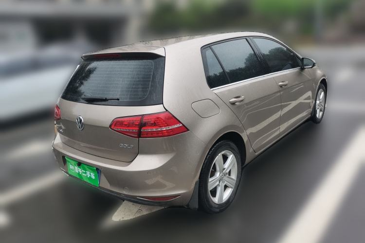 Used Volkswagen Golf 2015 1.6L Automatic Comfort Model Rear Right 45 Deg