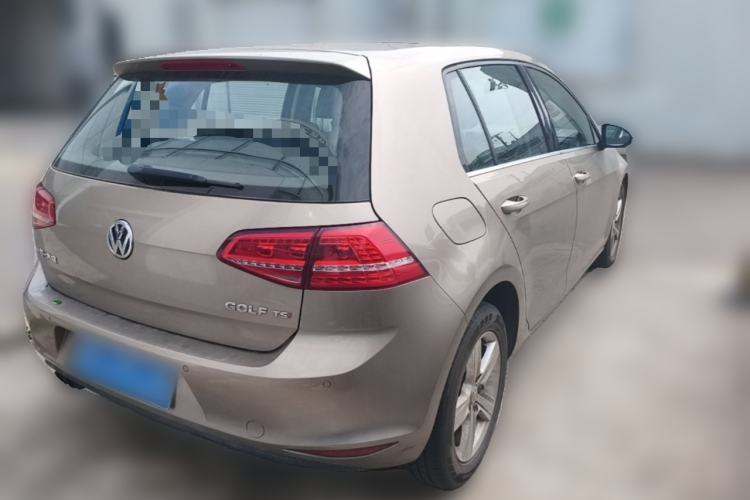 Used Volkswagen Golf 2015 1.4TSI Automatic Luxury Model Rear Right 45 Deg