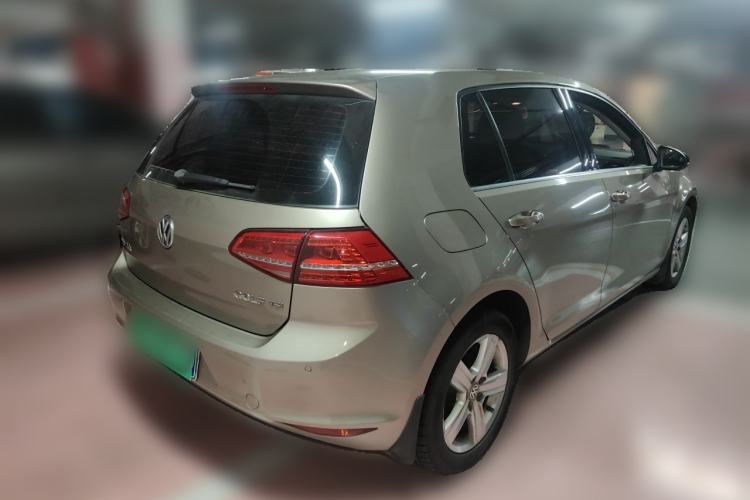 Used Volkswagen Golf 2015 1.4TSI Automatic Comfort Model Rear Right 45 Deg