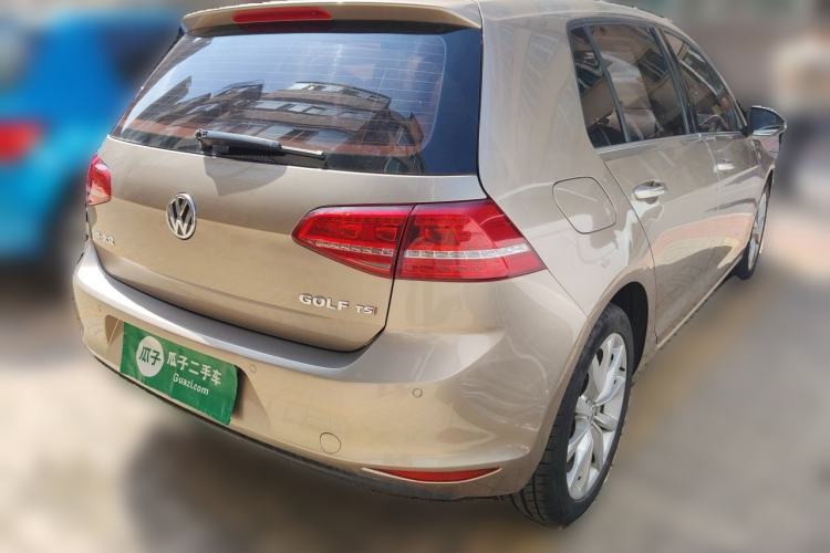 Used Volkswagen Golf 2015 1.4TSI Automatic Flagship Model Rear Right 45 Deg