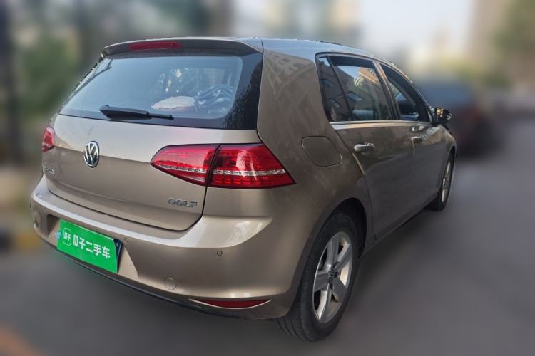 Used Volkswagen Golf 2015 1.6L Automatic Comfort Model Rear Right 45 Deg