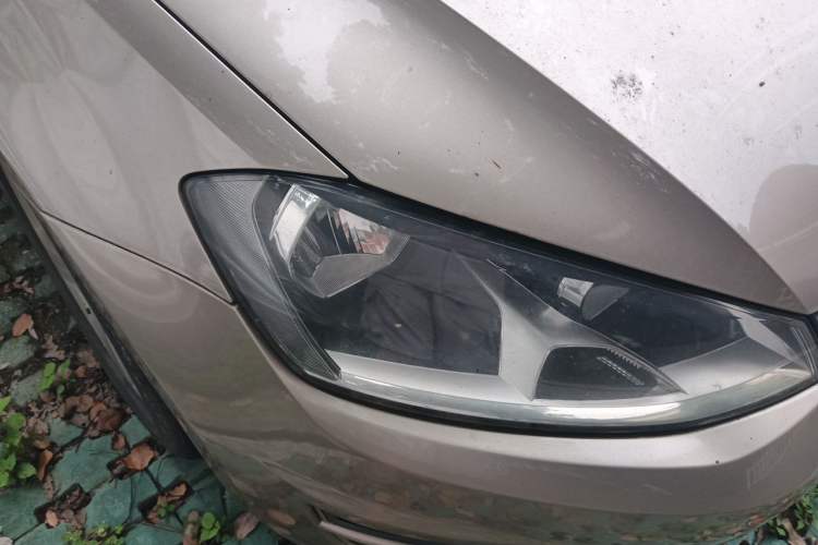 Used Volkswagen Golf 2015 1.4TSI Automatic Comfort Model Right Front Headlight