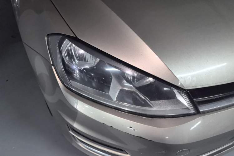 Used Volkswagen Golf 2015 1.4TSI Automatic Comfort Model Right Front Headlight