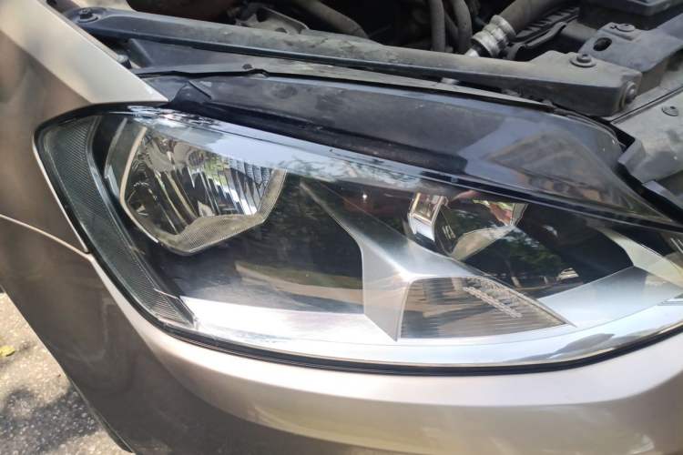 Used Volkswagen Golf 2015 1.4TSI Automatic Comfort Model Right Front Headlight