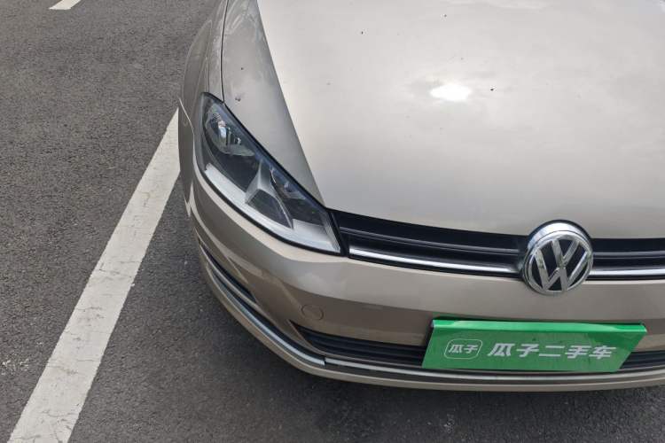 Used Volkswagen Golf 2015 1.4TSI Automatic Comfort Model Right Front Headlight