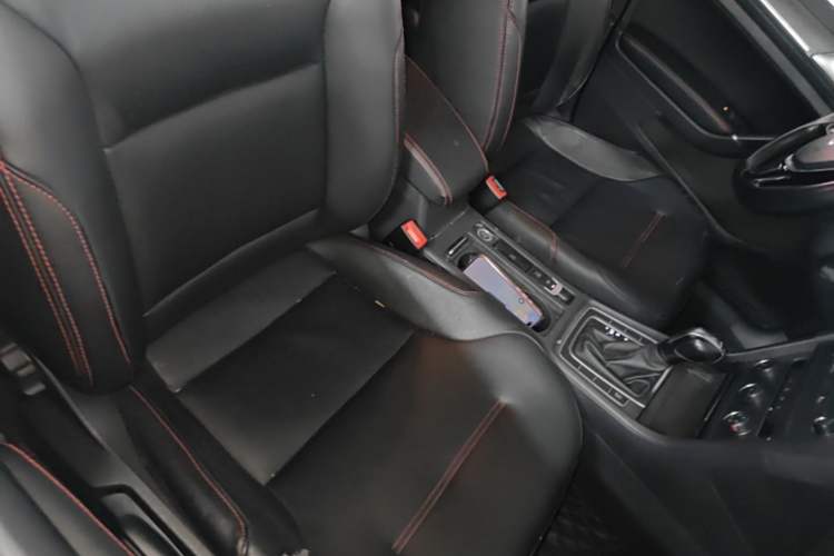 Used Volkswagen Golf 2015 1.4TSI Automatic Comfort Model Right Front Seat