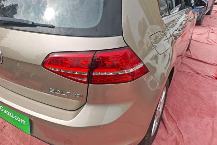 Used Volkswagen Golf 2015 1.4TSI Automatic Comfort Model Right Rear Taillight