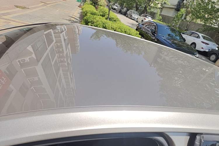 Used Volkswagen Golf 2015 1.6L Automatic Fashion Model Roof