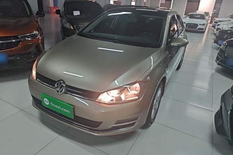 Used Volkswagen Golf 2015 1.6L Automatic Comfort Model Guazi used car, China used car export, Used car for sale, Used cars, Cheapest cars for sale