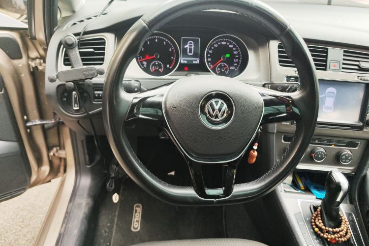 Used Volkswagen Golf 2015 1.4TSI Automatic Comfort Model Steering Wheel
