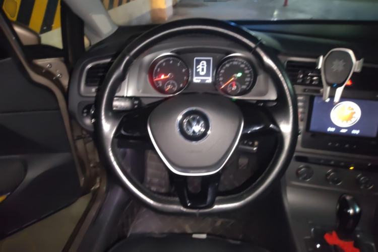 Used Volkswagen Golf 2015 1.4TSI Automatic Comfort Model Steering Wheel