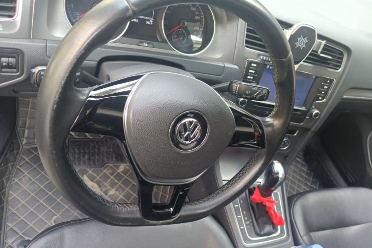 Used Volkswagen Golf 2015 1.4TSI Automatic Comfort Model Steering Wheel