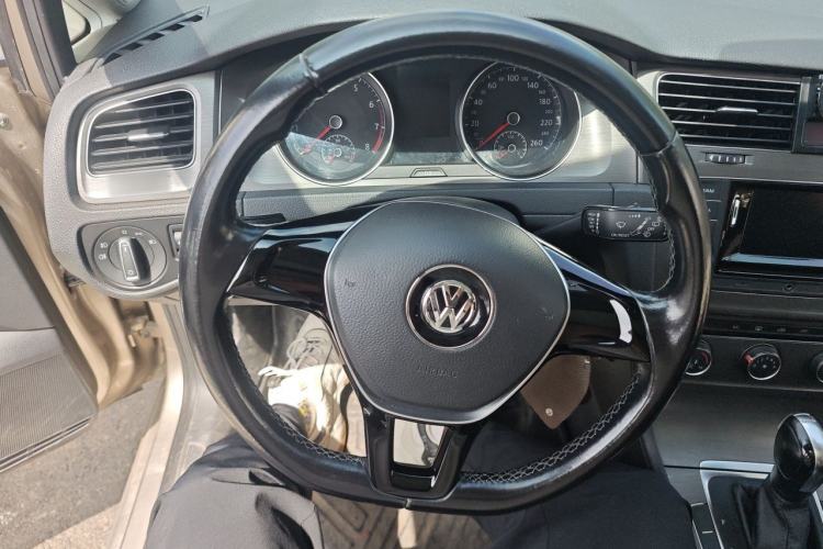 Used Volkswagen Golf 2015 1.4TSI Automatic Comfort Model Steering Wheel