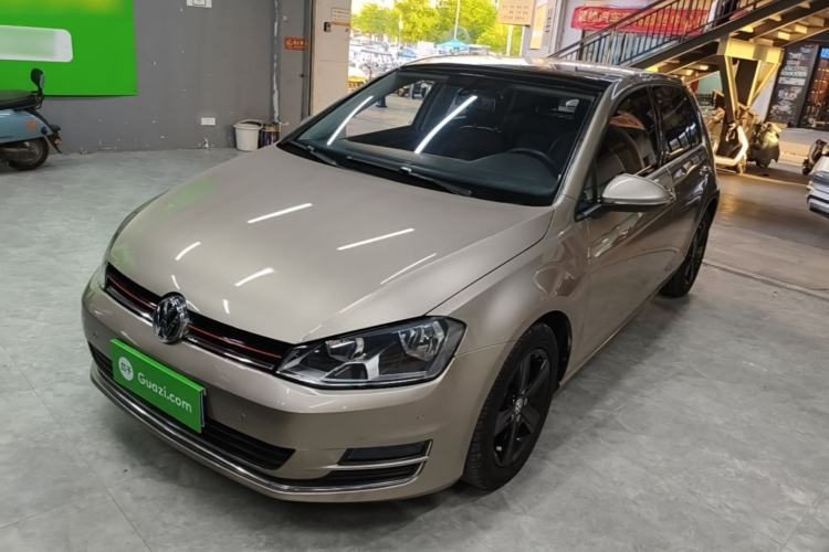Used Volkswagen Golf 2015 1.4TSI Automatic Luxury Model Guazi used car, China used car export, Used car for sale, Used cars, Cheapest cars for sale