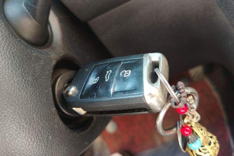 Used Volkswagen Golf 2015 1.4TSI Automatic Comfort Model Vehicle Key