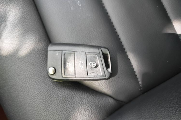 Used Volkswagen Golf 2015 1.4TSI Automatic Luxury Model Vehicle Key