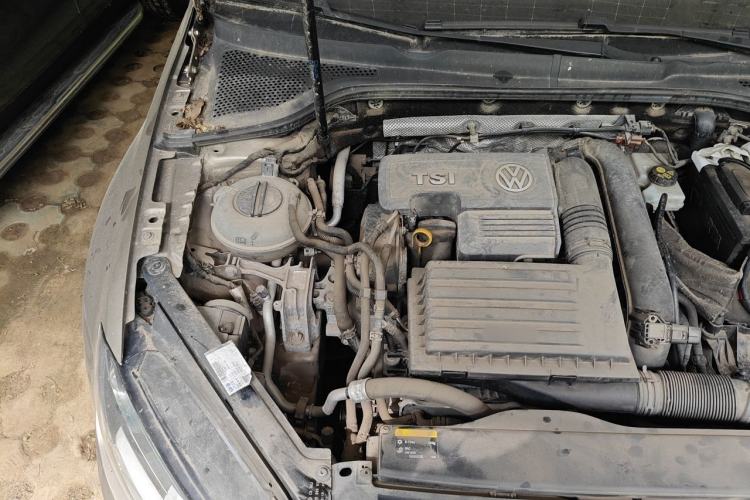 Used Volkswagen Golf 2015 1.4TSI Automatic Comfort Model Engine Bay Right