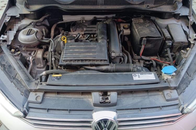 Used Volkswagen Golf 2015 1.4TSI Sportsvan Engine Bay