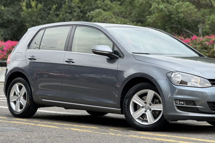 Used Volkswagen Golf 2015 1.4TSI Automatic Comfort Model Exterior 5