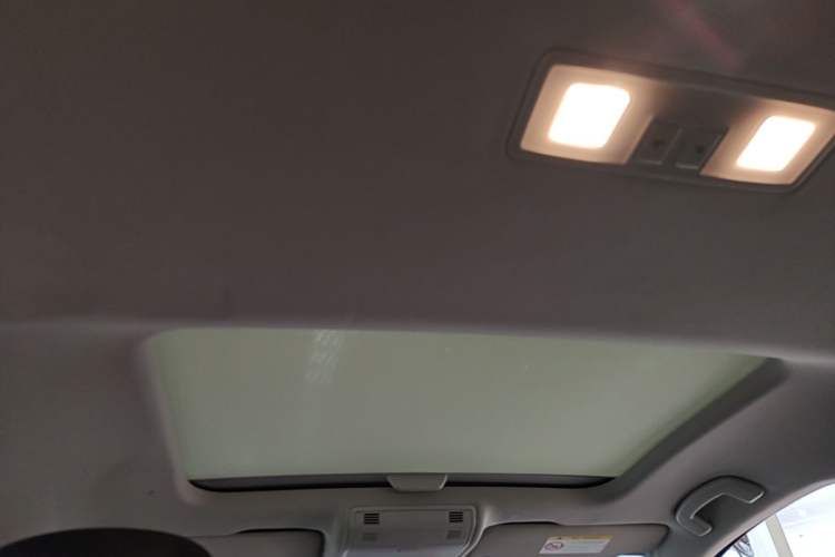Used Volkswagen Golf 2015 1.4TSI Automatic Comfort Model Headliner