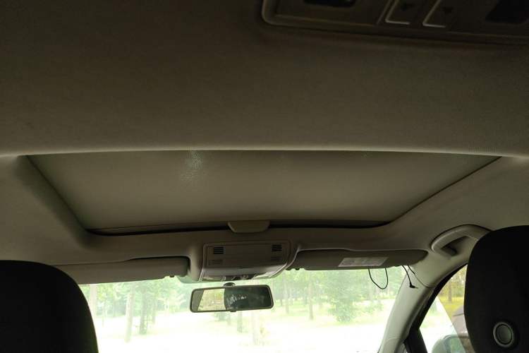 Used Volkswagen Golf 2015 1.4TSI Automatic Comfort Model Headliner